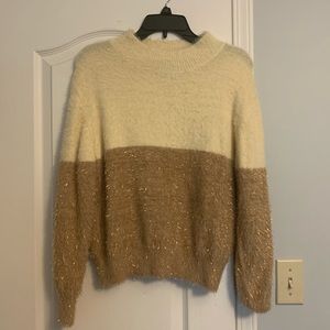 Lucy Paris neutral sweater size small